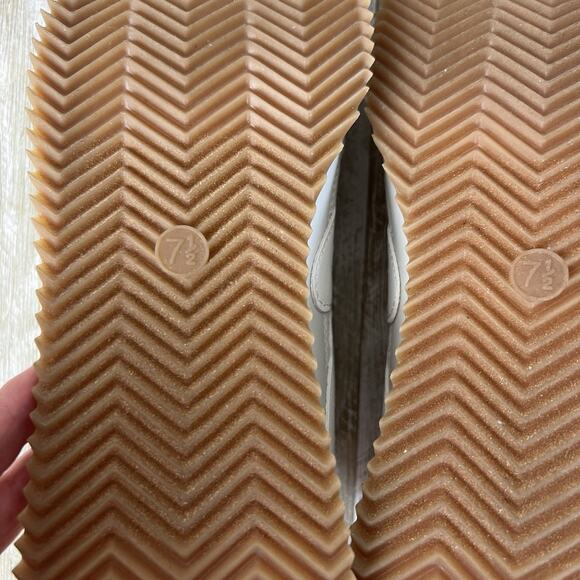 universal Thread Mercedes Sneakers with Memory Foam Insole White Multi 7.5M - Picture 10 of 10